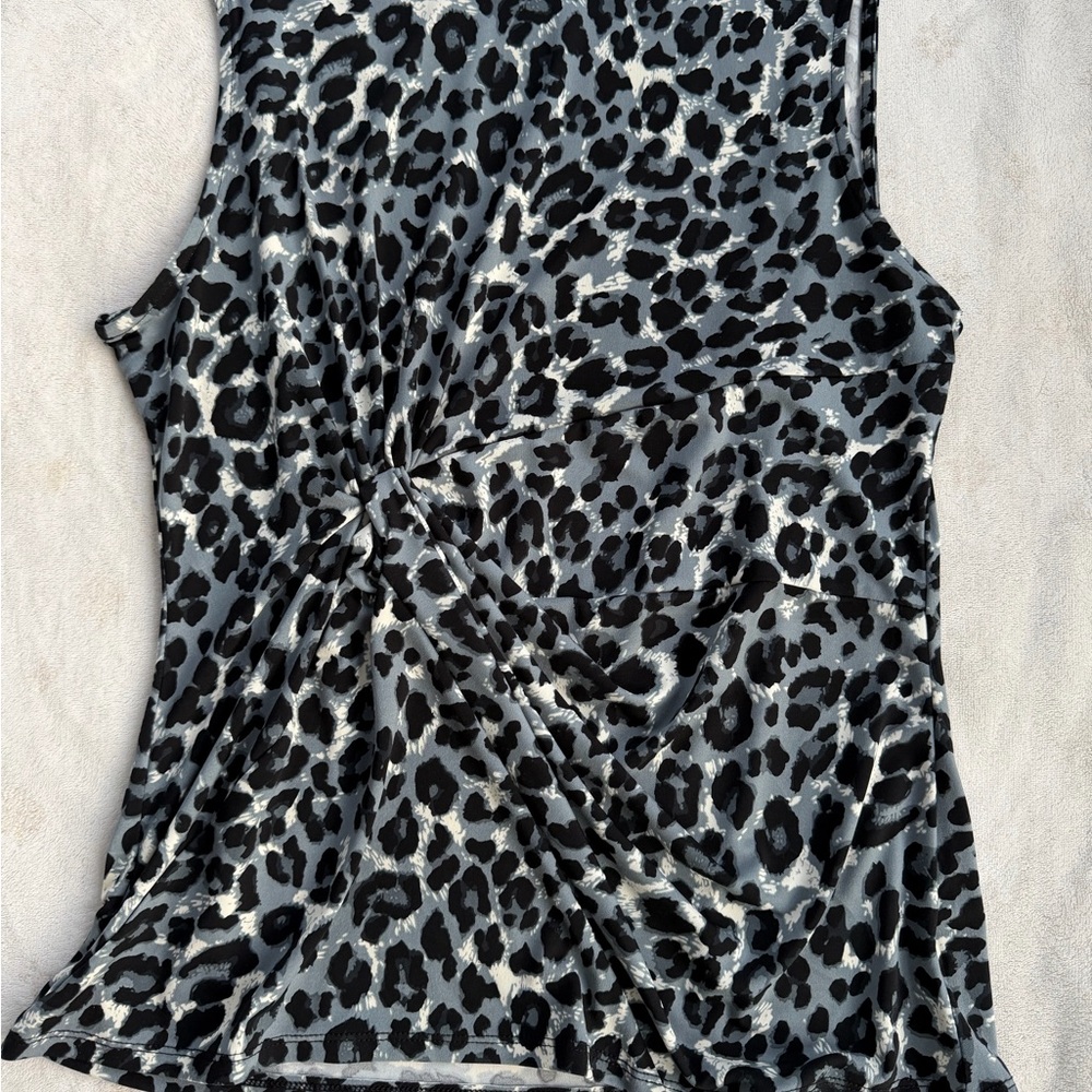 Zenana Outfitters Black and Gray Leopard Tank Top